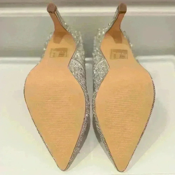 Galina Signature PEARL AND CRYSTAL POINTED- TOE PUMPS - Picture 4 of 7